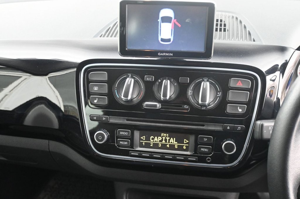 Used Volkswagen up! 2014 for sale - 77904893: Photo 16