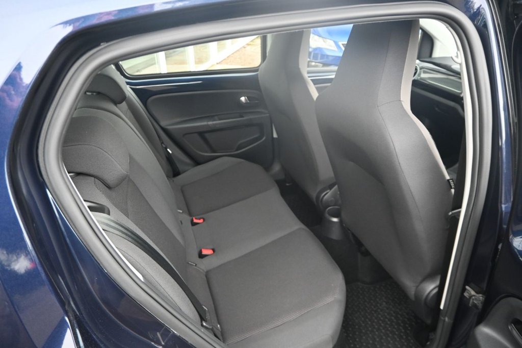 Used Volkswagen up! 2014 for sale - 77904893: Photo 26