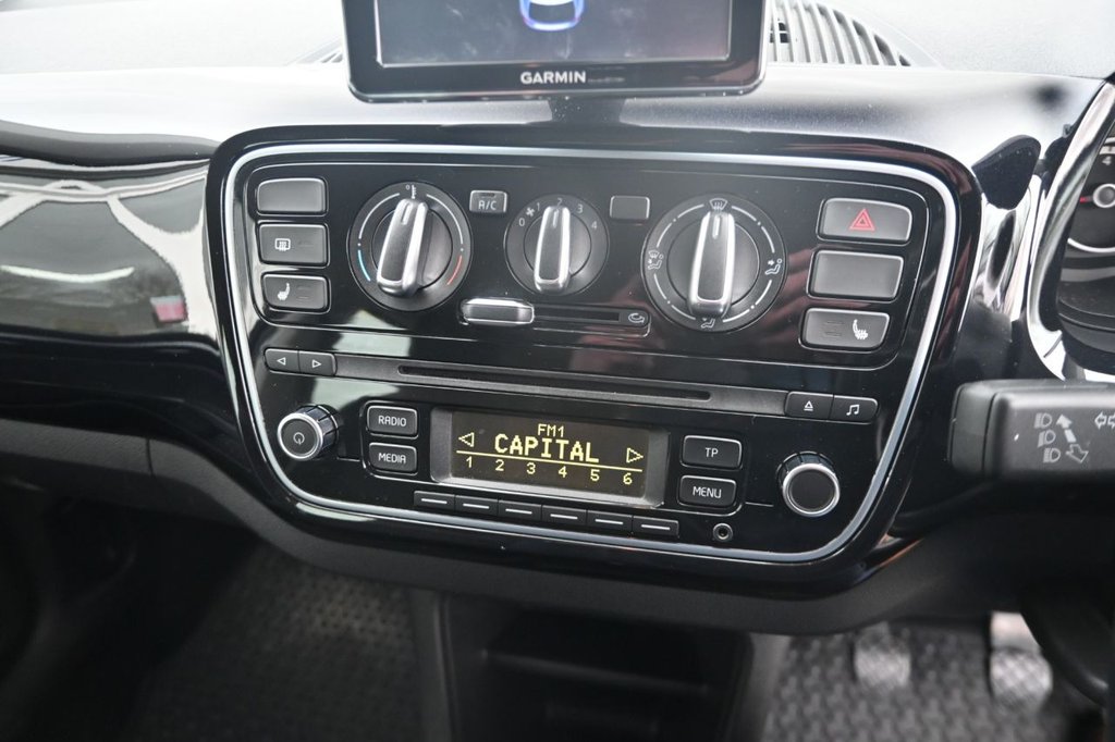 Used Volkswagen up! 2014 for sale - 77904893: Photo 30