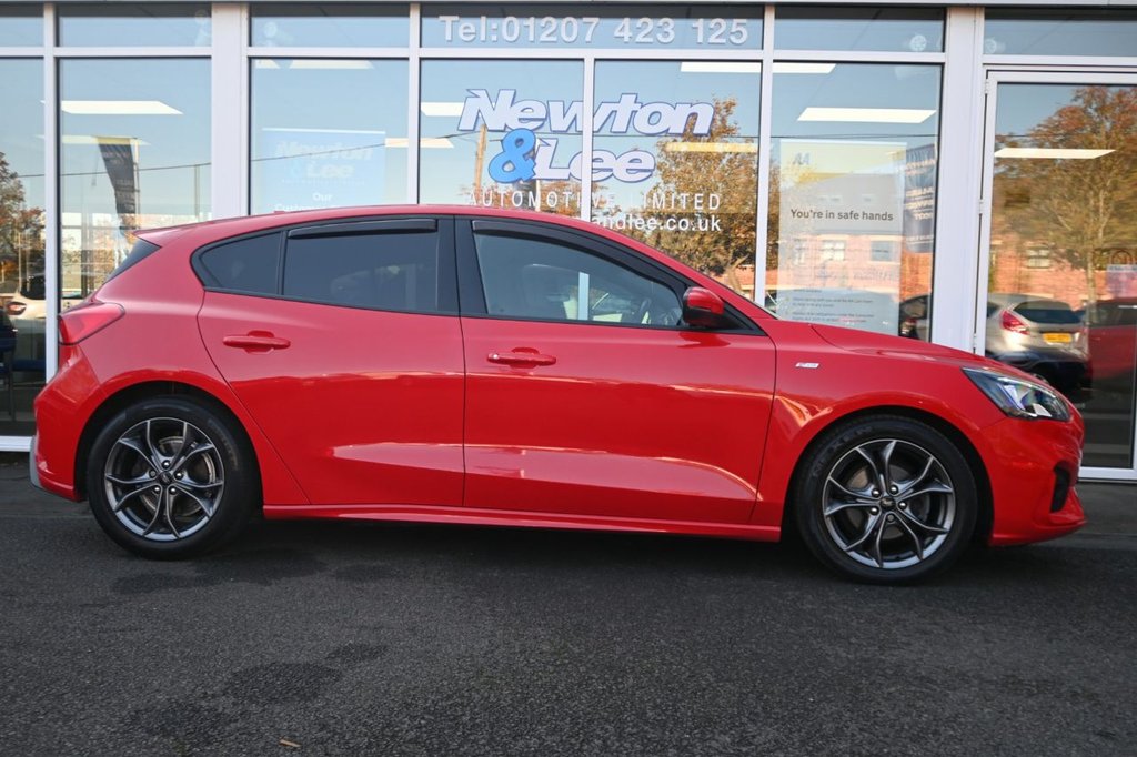 Used Ford Focus 2019 for sale - 76245401: Photo 11