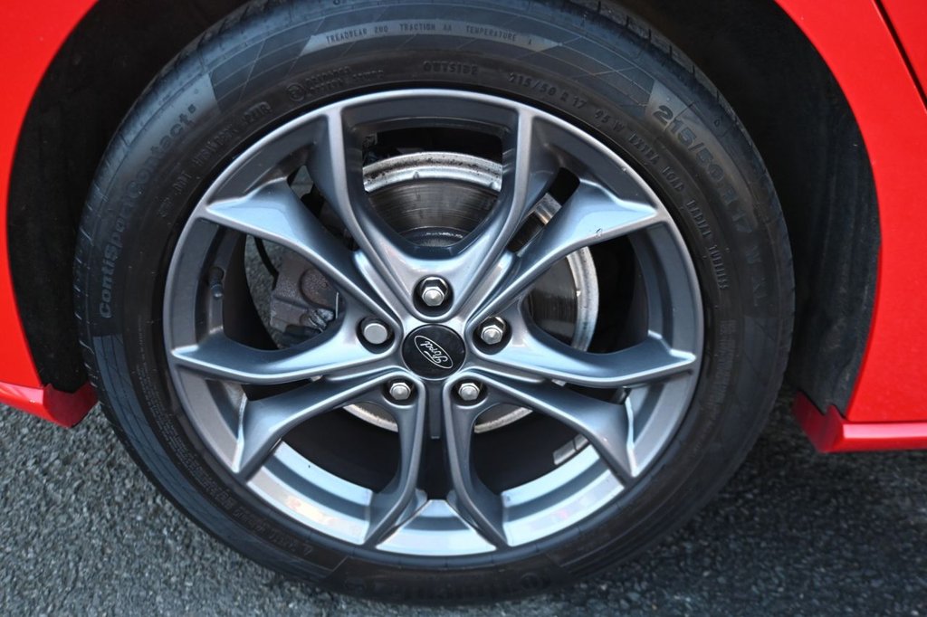 Used Ford Focus 2019 for sale - 76245401: Photo 12