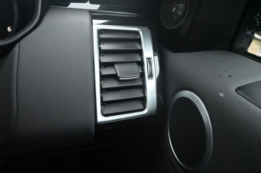 Used Land Rover Discovery 2018 for sale - 77533977: Photo 26