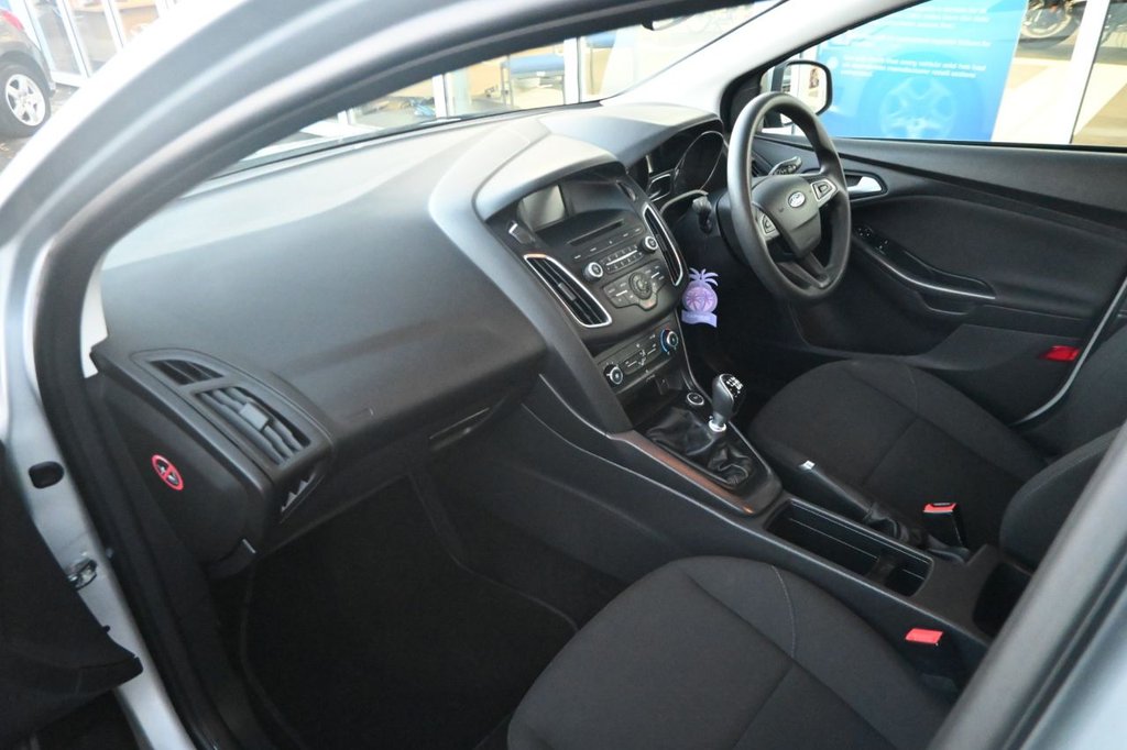 Used Ford Focus 2015 for sale - 76279395: Photo 19