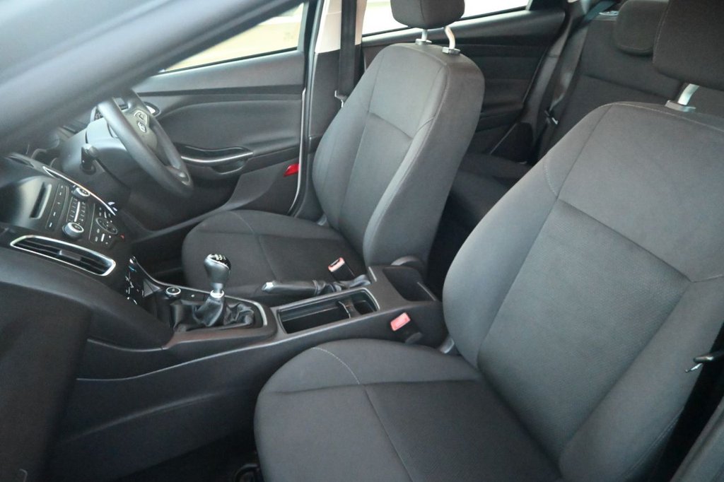 Used Ford Focus 2015 for sale - 76279395: Photo 20