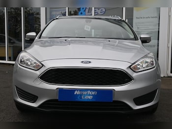 Used Ford Focus 2015 for sale - 76279395: Photo 2