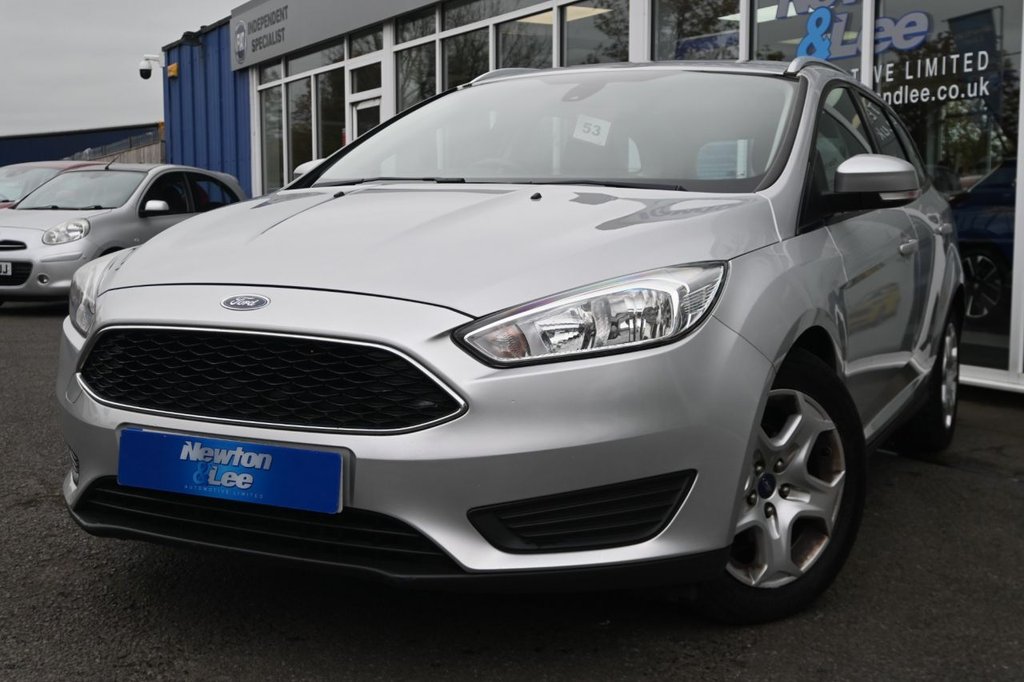 Used Ford Focus 2015 for sale - 76279395: Photo 3