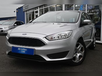 Used Ford Focus 2015 for sale - 76279395: Photo 3