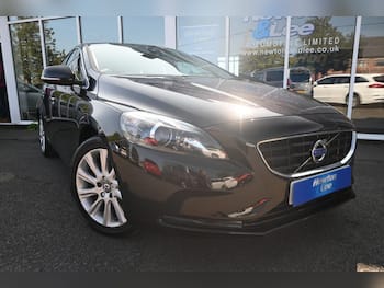 Used Volvo V40 2015 for sale - 79643247: Photo