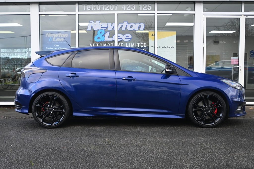 Used Ford Focus 2017 for sale - 76547201: Photo 8