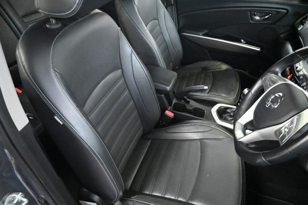 Used Ssangyong Tivoli 2017 for sale - 76985879: Photo 14