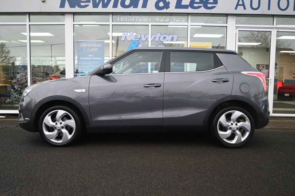 Used Ssangyong Tivoli 2017 for sale - 76985879: Photo 2