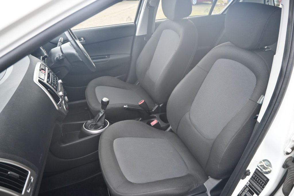 Used Hyundai i20 2014 for sale - 77642495: Photo 28