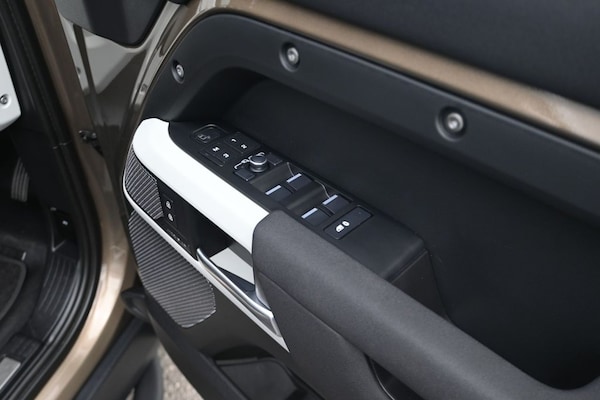Used Land Rover Defender 2022 for sale - 75411156: Photo 17