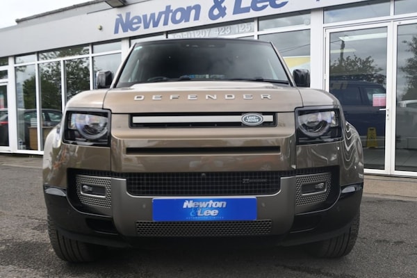 Used Land Rover Defender 2022 for sale - 75411156: Photo 2