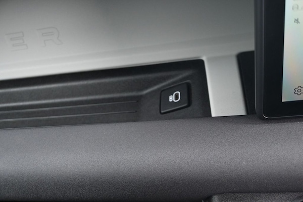 Used Land Rover Defender 2022 for sale - 75411156: Photo 31