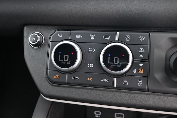Used Land Rover Defender 2022 for sale - 75411156: Photo 33