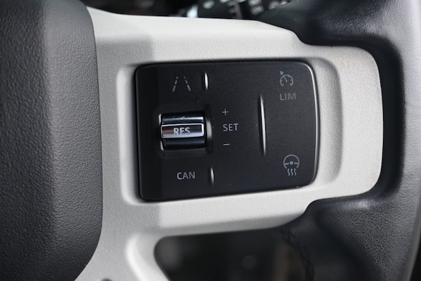 Used Land Rover Defender 2022 for sale - 75411156: Photo 35
