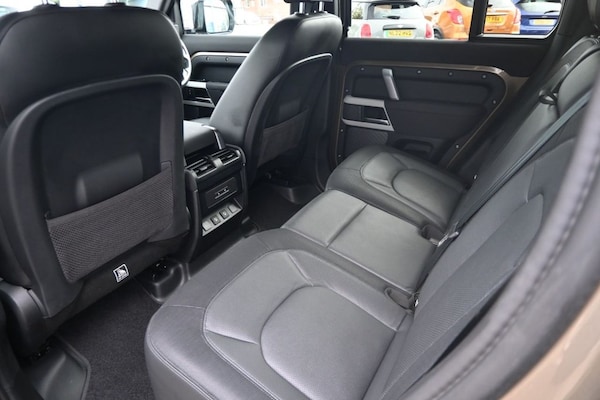 Used Land Rover Defender 2022 for sale - 75411156: Photo 42