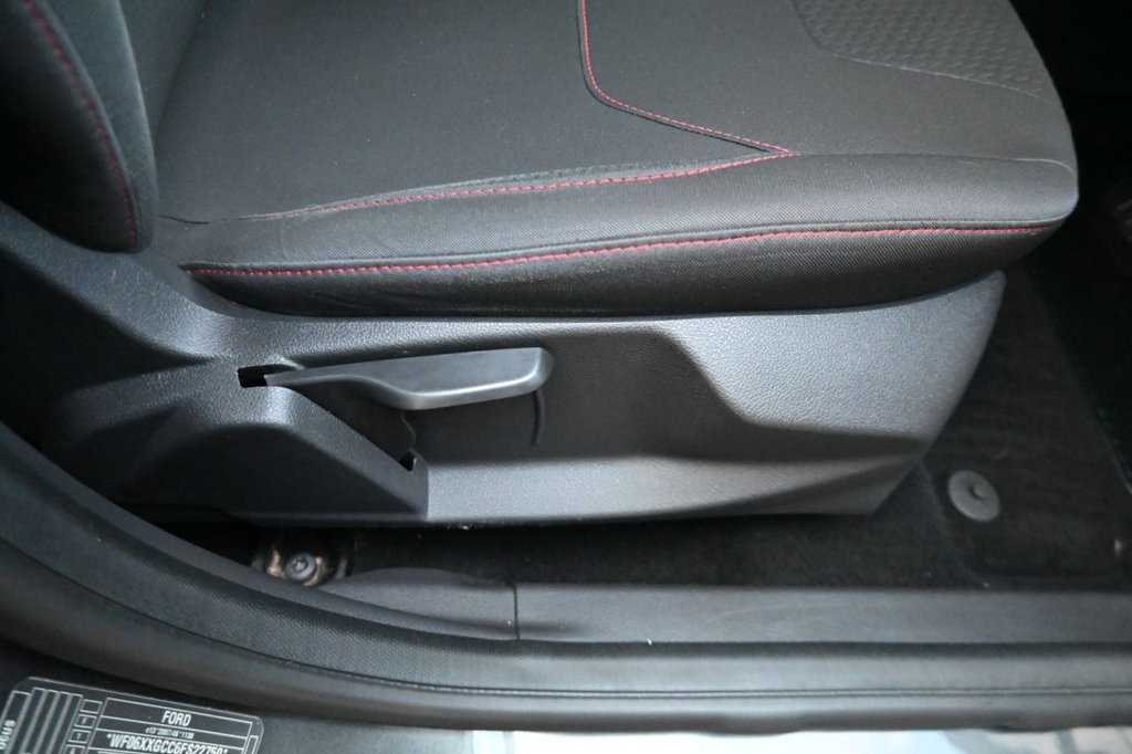 Used Ford Focus 2015 for sale - 77152897: Photo 16