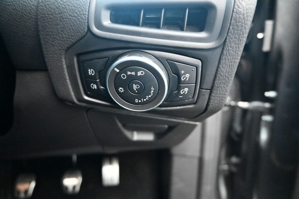 Used Ford Focus 2015 for sale - 77152897: Photo 17