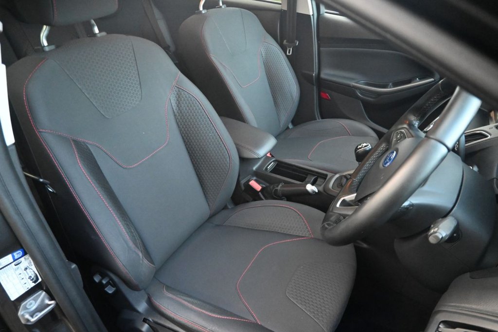 Used Ford Focus 2015 for sale - 77152897: Photo 31