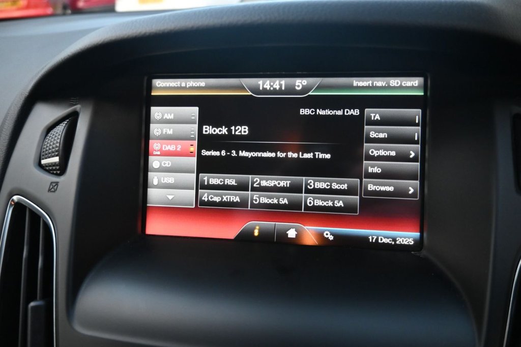 Used Ford Focus 2015 for sale - 77152897: Photo 32