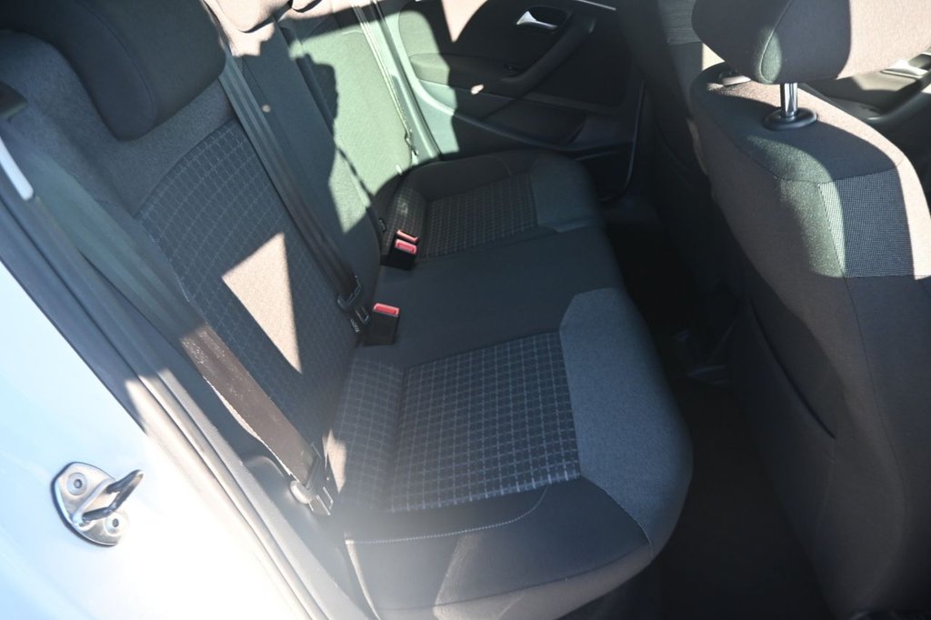 Used Volkswagen Polo 2015 for sale - 76546700: Photo 14