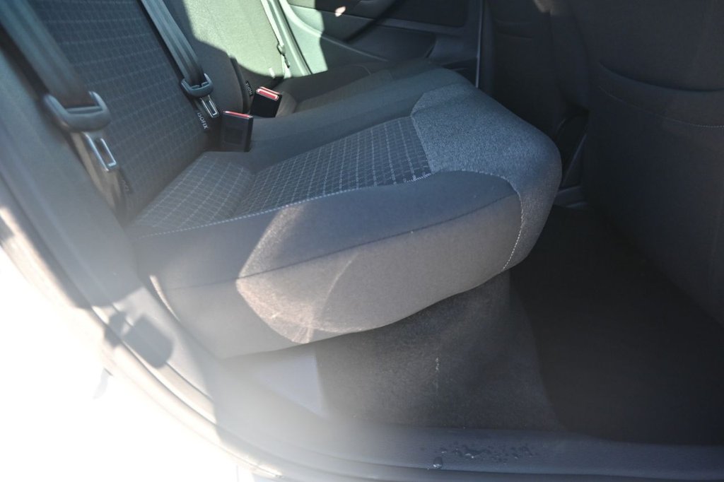 Used Volkswagen Polo 2015 for sale - 76546700: Photo 15