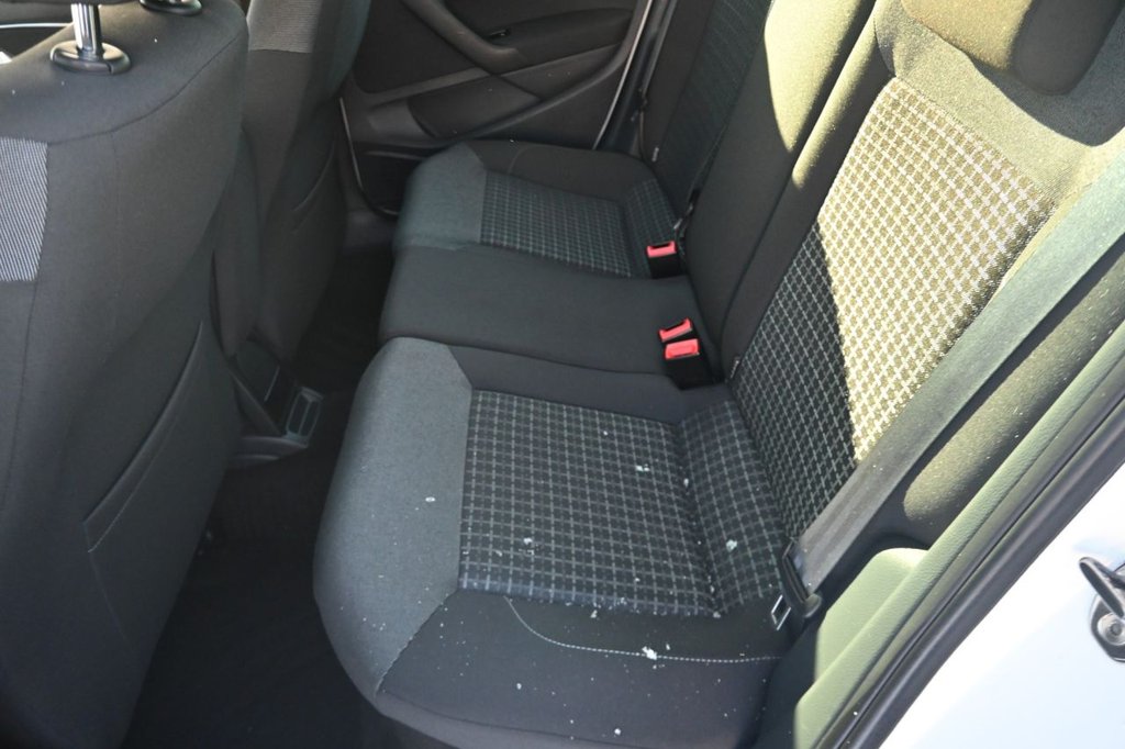 Used Volkswagen Polo 2015 for sale - 76546700: Photo 18