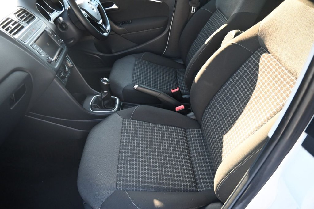 Used Volkswagen Polo 2015 for sale - 76546700: Photo 20