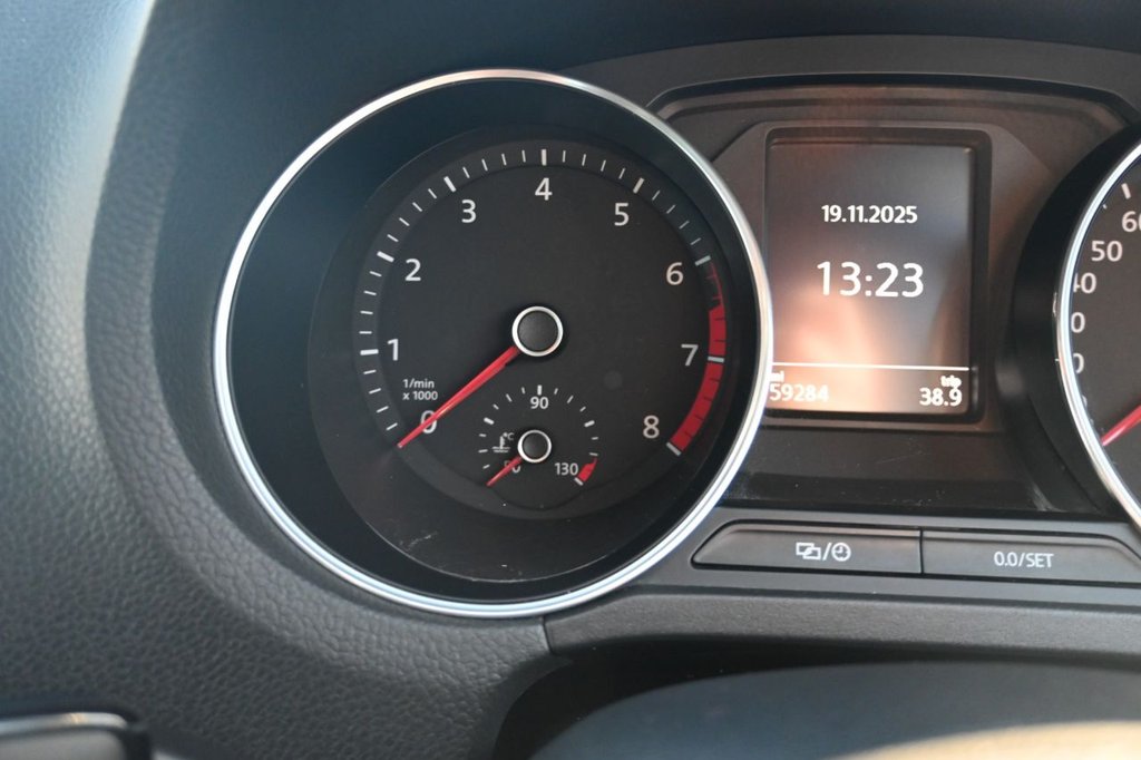 Used Volkswagen Polo 2015 for sale - 76546700: Photo 27