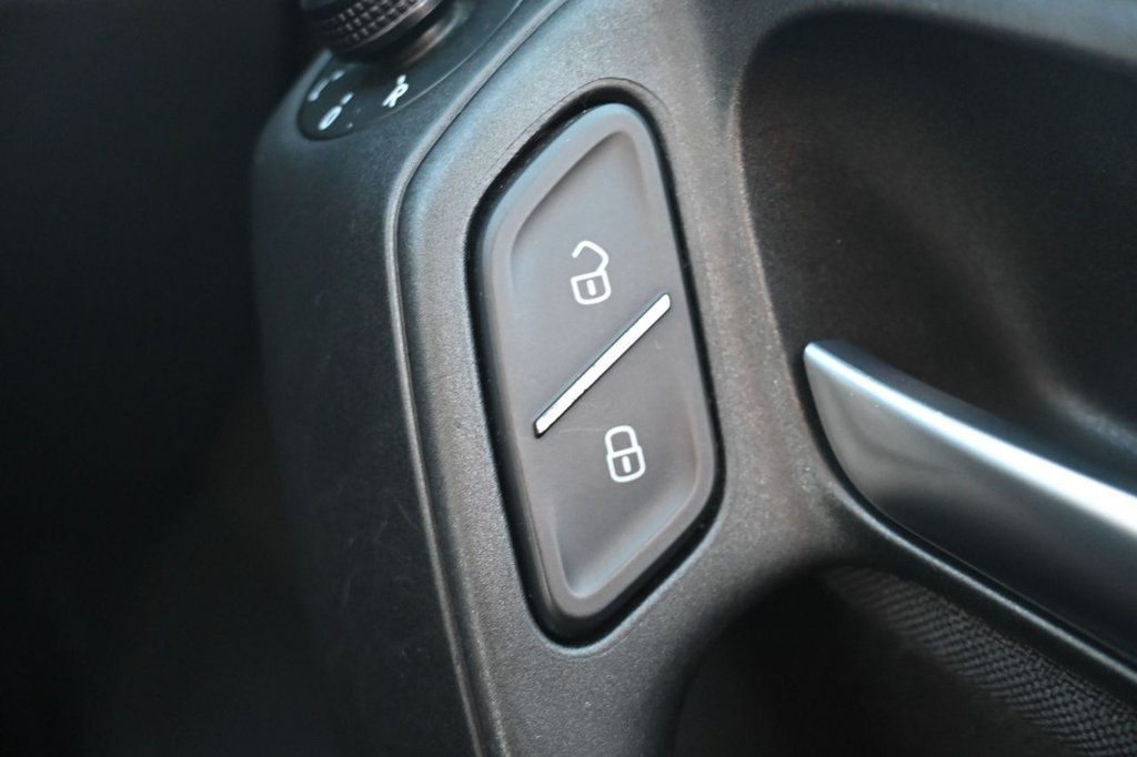 Used Volkswagen Polo 2015 for sale - 76546700: Photo 35