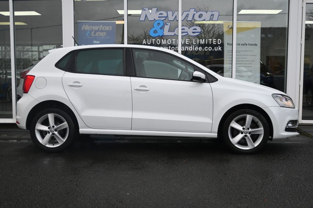 Used Volkswagen Polo 2015 for sale - 76546700: Photo 9