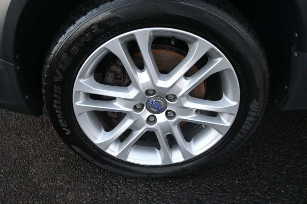 Used Volvo XC70 2014 for sale - 77383545: Photo 12