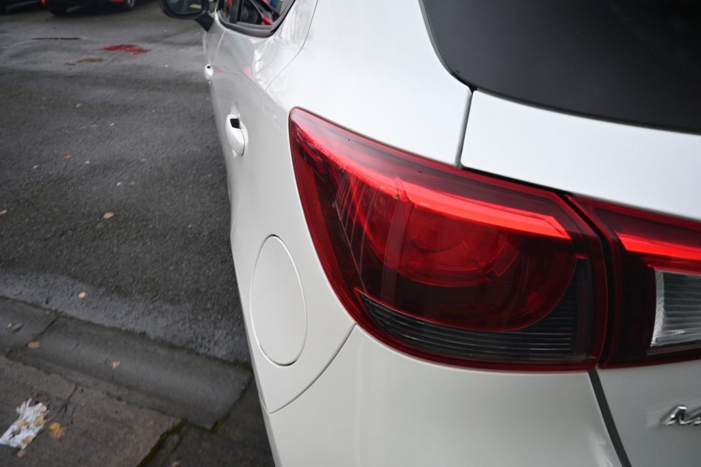 Used Mazda Mazda2 2016 for sale - 76783891: Photo 35