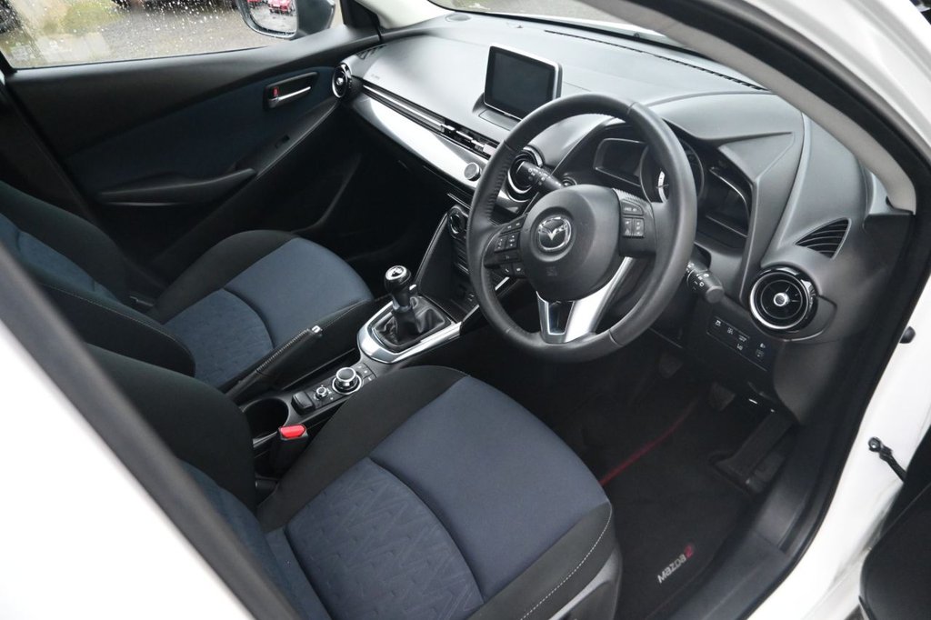 Used Mazda Mazda2 2016 for sale - 76783891: Photo 4