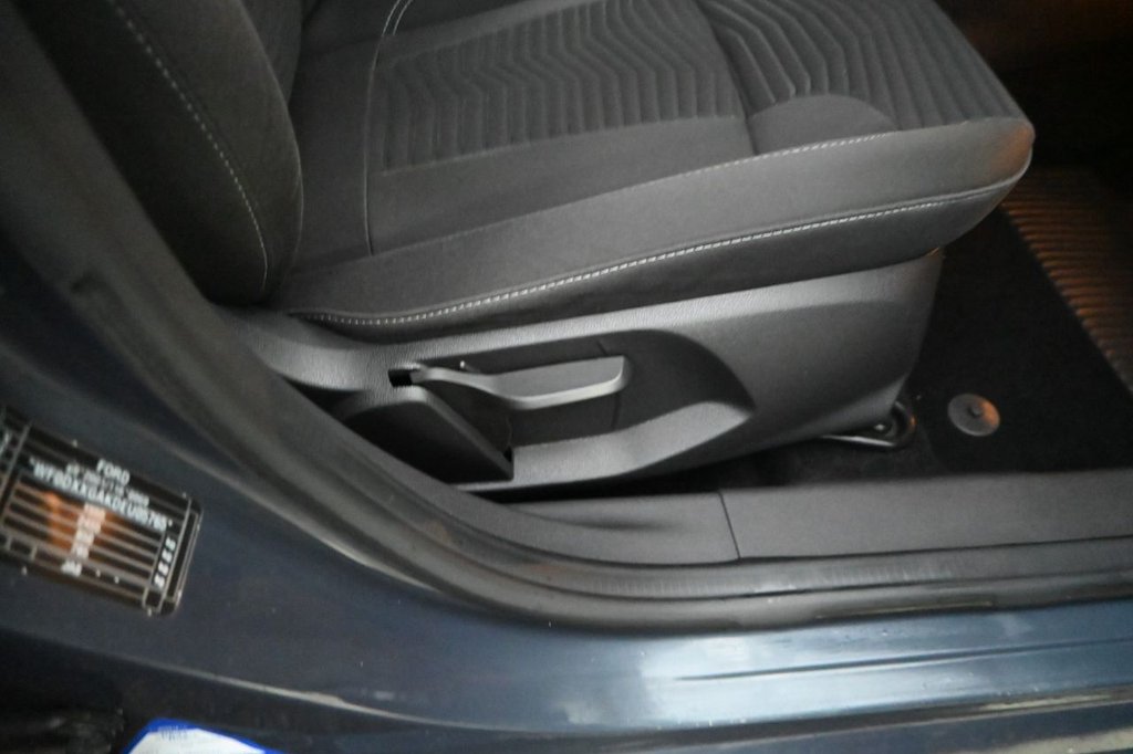 Used Ford Fiesta 2014 for sale - 77133023: Photo 11