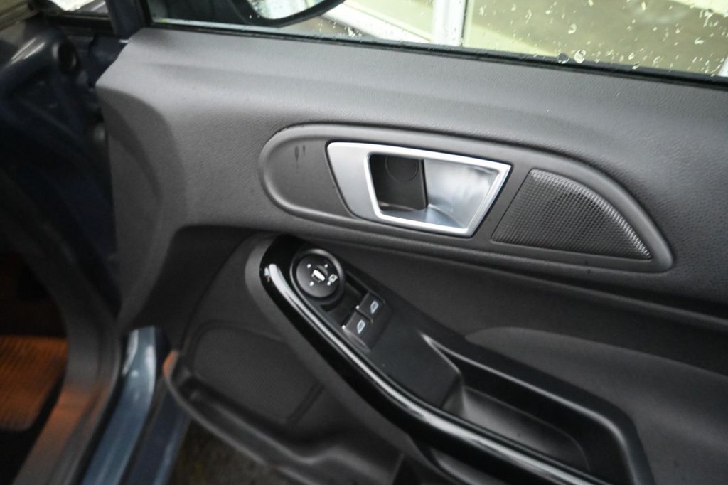 Used Ford Fiesta 2014 for sale - 77133023: Photo 12