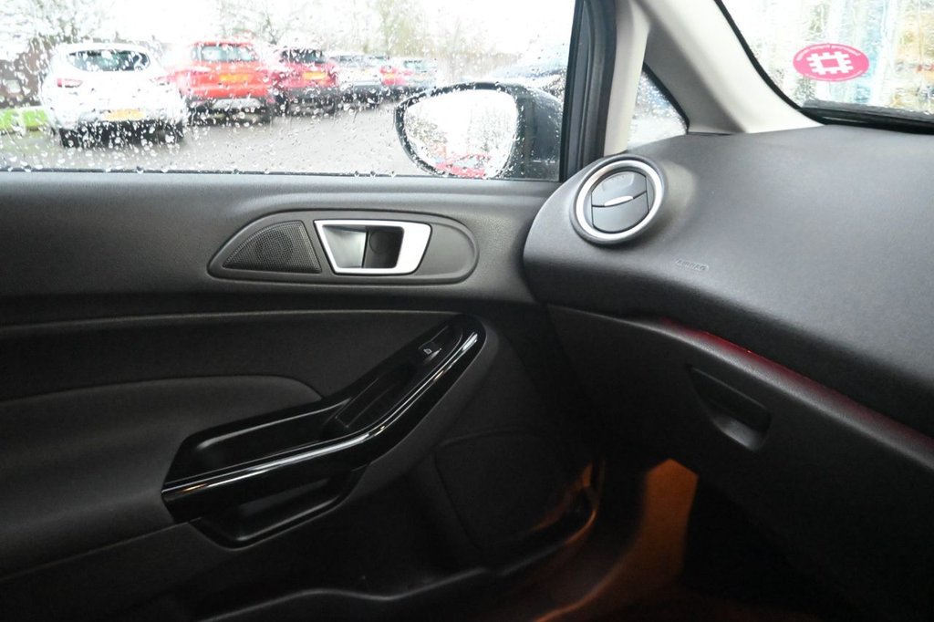 Used Ford Fiesta 2014 for sale - 77133023: Photo 13