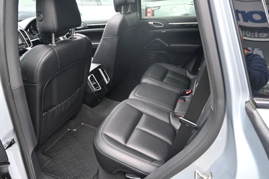 Used Porsche Cayenne 2016 for sale - 78074260: Photo 34