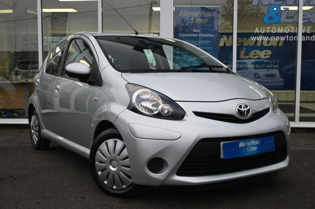 Used Toyota AYGO 2012 for sale - 76359736: Photo 1