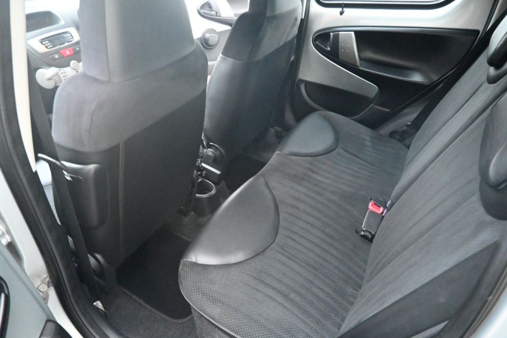 Used Toyota AYGO 2012 for sale - 76359736: Photo 17