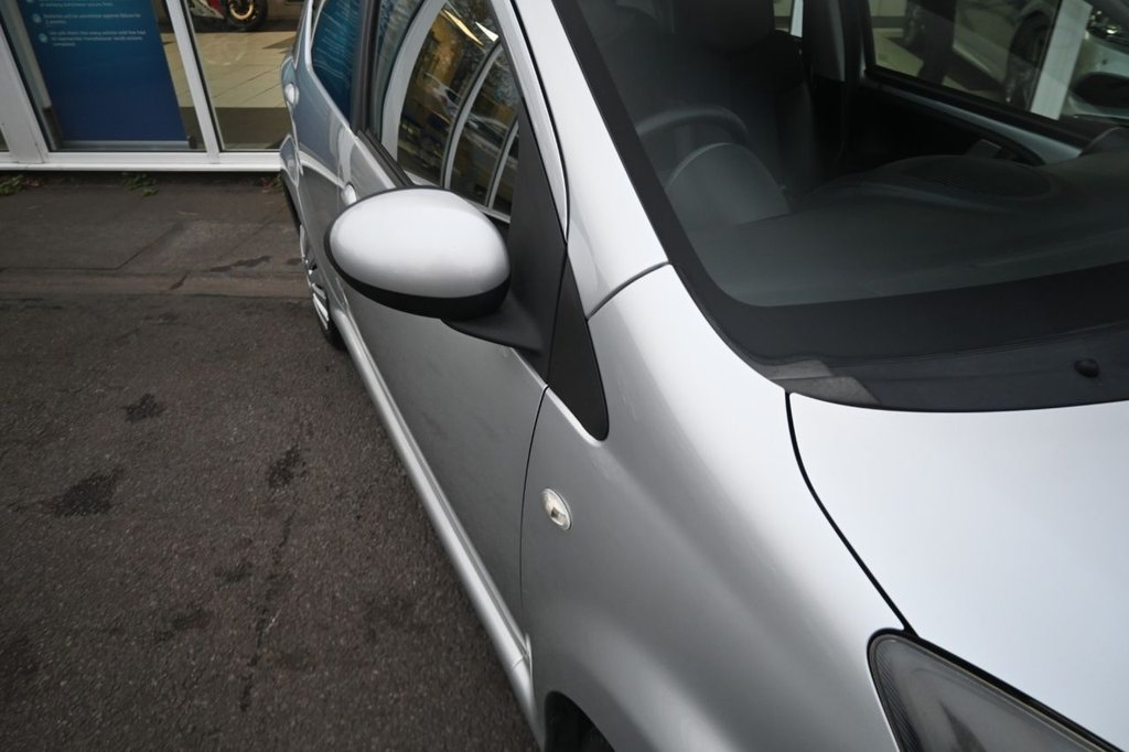Used Toyota AYGO 2012 for sale - 76359736: Photo 23