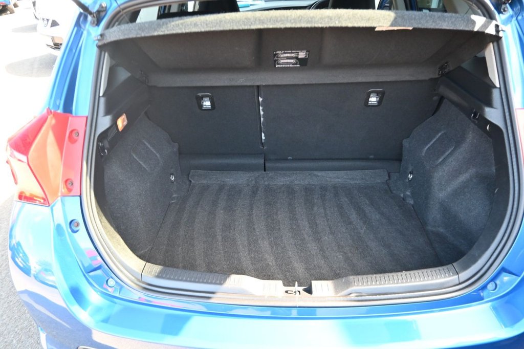 Used Toyota Auris 2014 for sale - 76291223: Photo 10