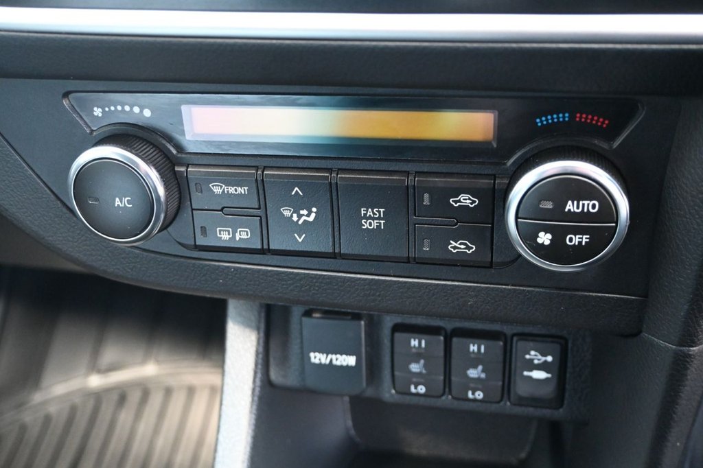 Used Toyota Auris 2014 for sale - 76291223: Photo 21