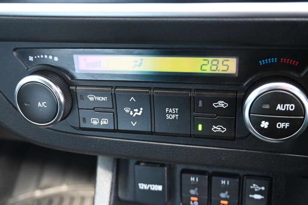 Used Toyota Auris 2014 for sale - 76291223: Photo 22