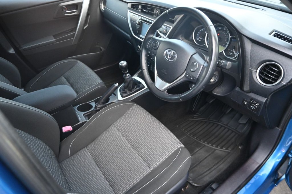 Used Toyota Auris 2014 for sale - 76291223: Photo 5