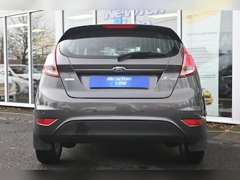 Used Ford Fiesta 2016 for sale - 76867883: Photo