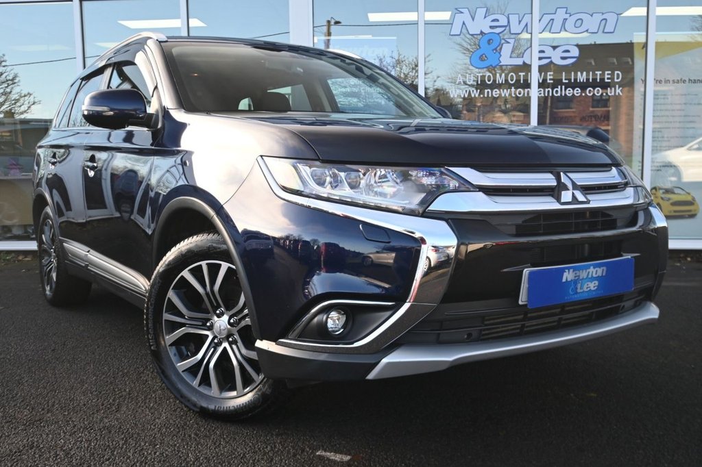 Used Mitsubishi Outlander 2017 for sale - 76840981: Photo 1