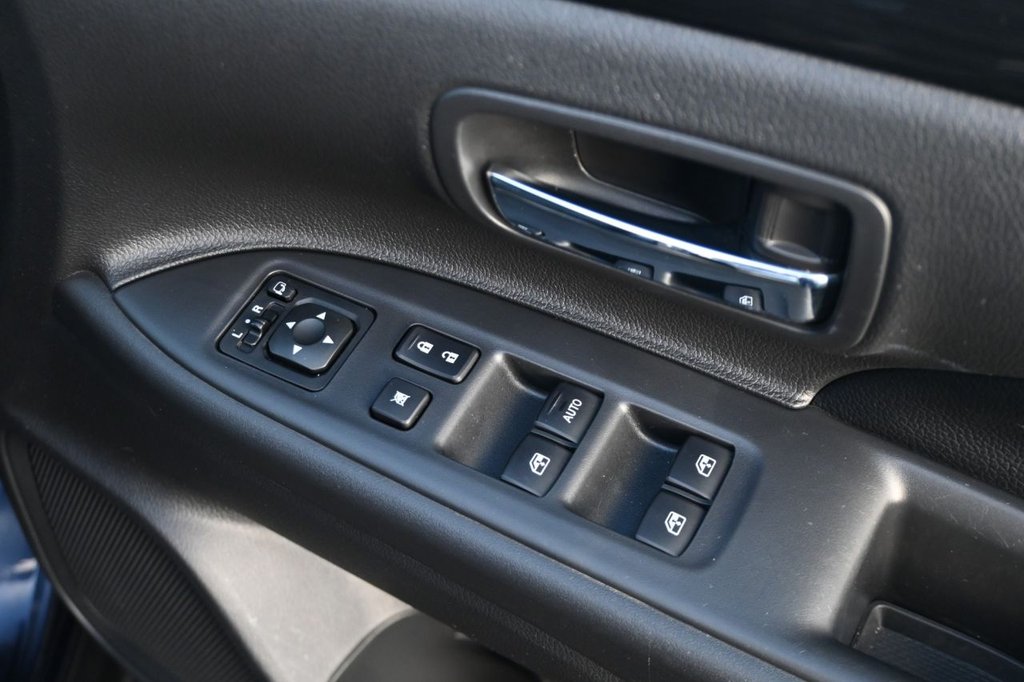 Used Mitsubishi Outlander 2017 for sale - 76840981: Photo 21